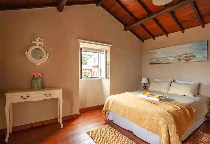 Holiday home Capelas Mansion *