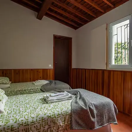 Capelas Mansion *