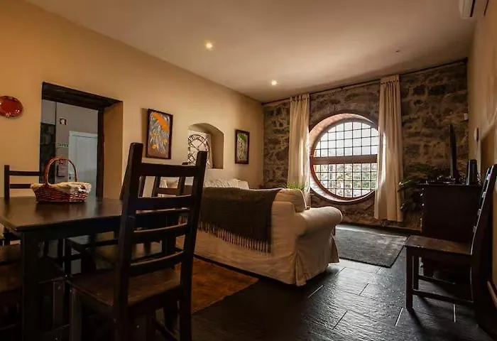 Capelas Mansion * 蓬塔德尔加达