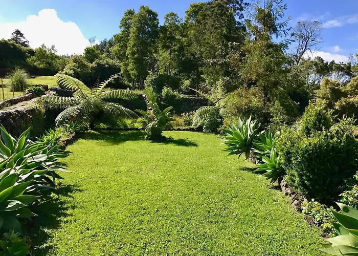 Capelas Mansion 蓬塔德尔加达